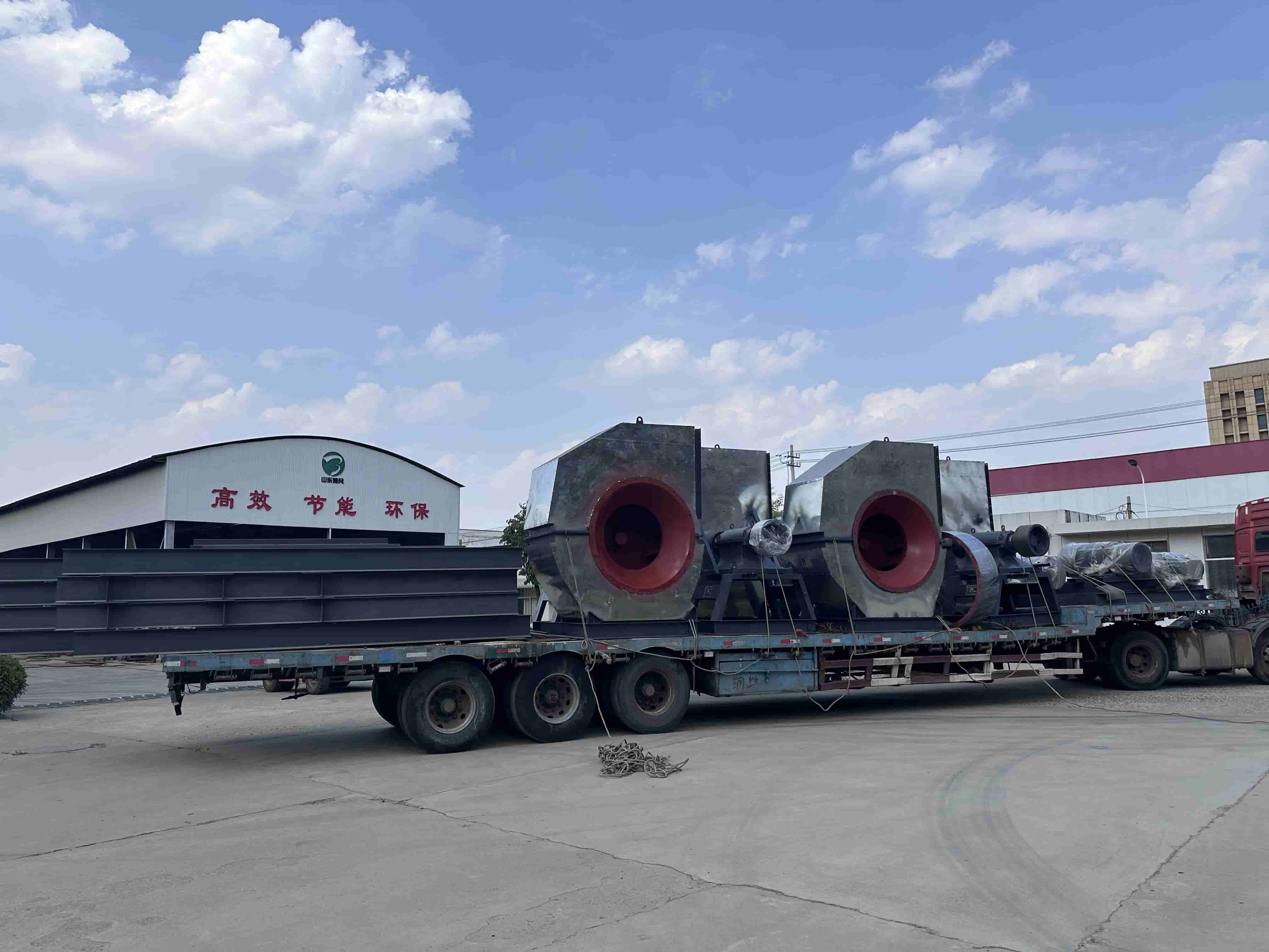 Large Centrifugal Fan Loading & Shipment Case Study
