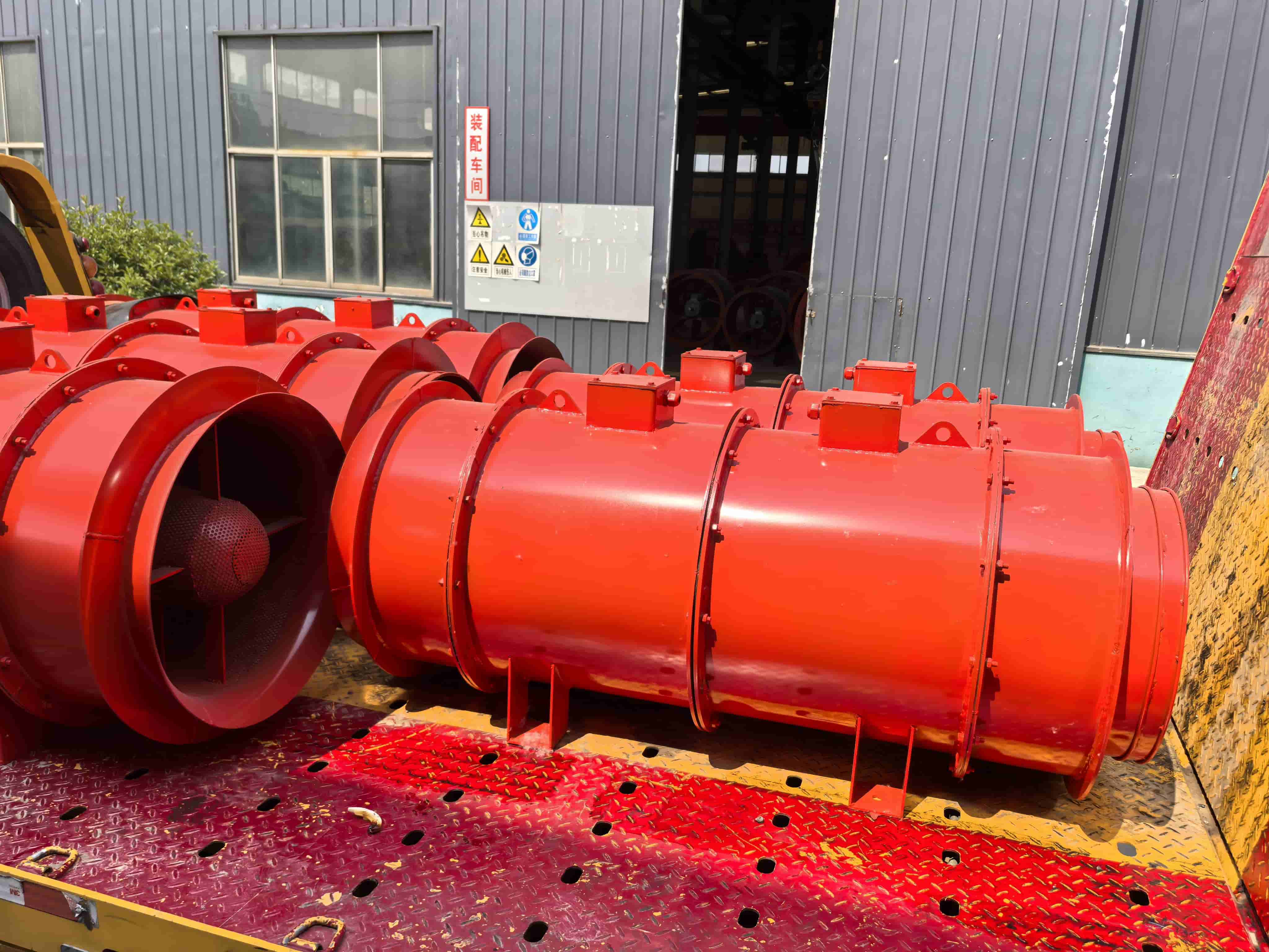 FKD Series Auxiliary Counter-Rotating Axial Mine Supply Fan Bulk Delivery Case